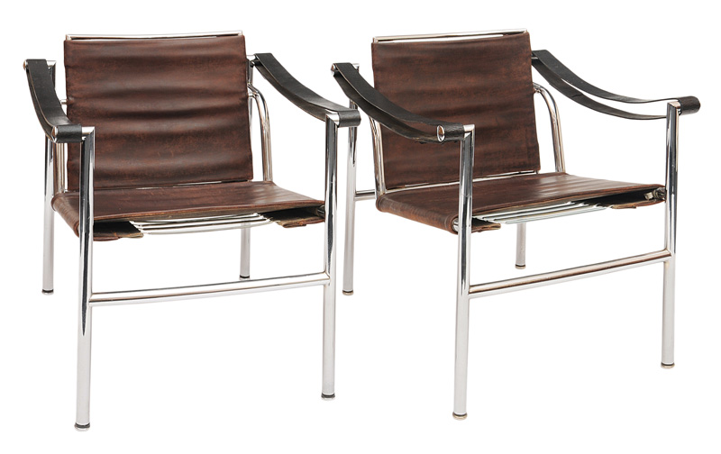 A pair of armchairs "LC1 Basculant"