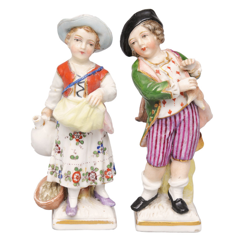 Two figurines "Garden children"