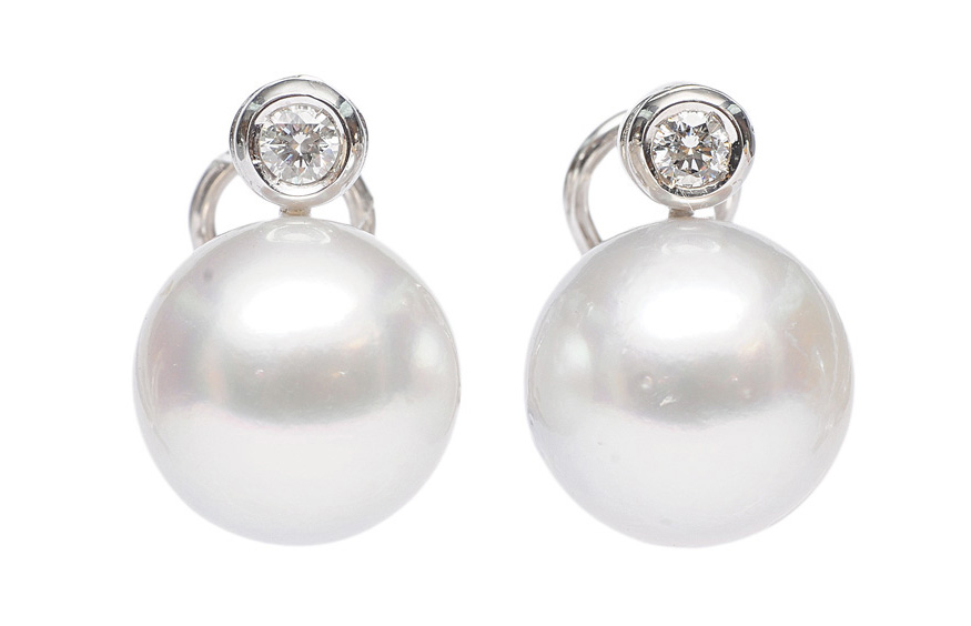 Paar Südsee-Perlen-Ohrringe mit Solitären