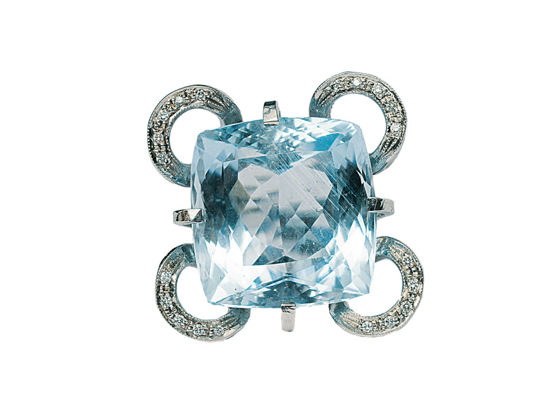 An aquamarine ring