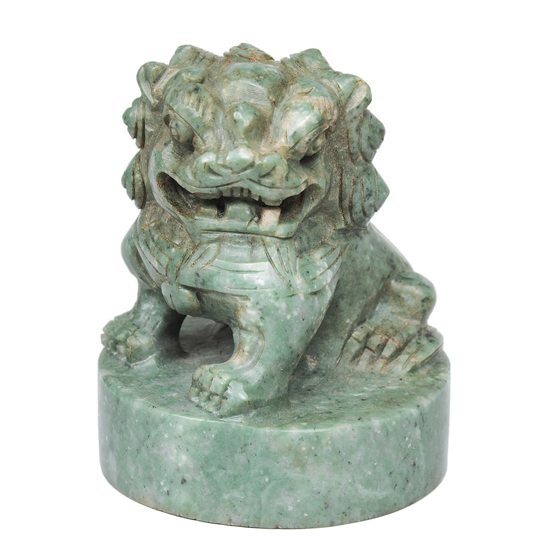 A "Qianlong" seal with Fô-dog