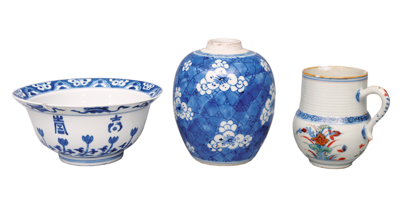 A set of 3 objects with blue painting