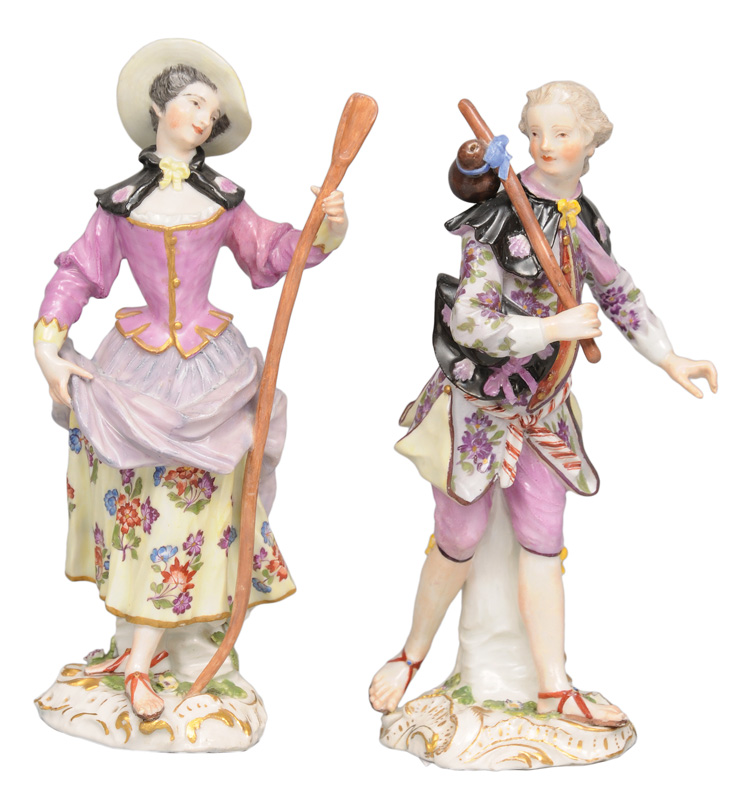 A rare pair of figures "Pilgrims"