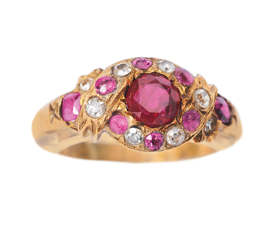 Viktorianischer Rubin-Diamant-Ring