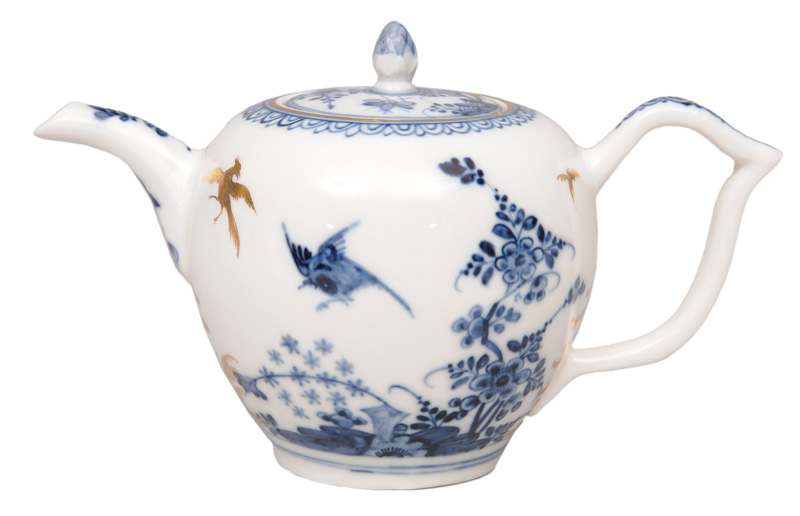 A fine "Rock and Bird" tea pot with gilt chinoiseries
