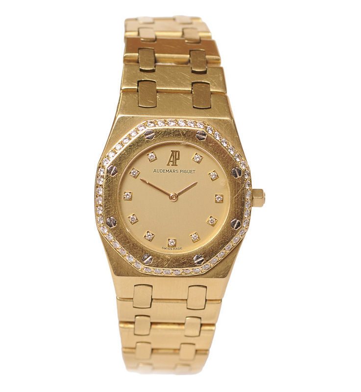 A ladies watch with diamonds "Royal Oak"