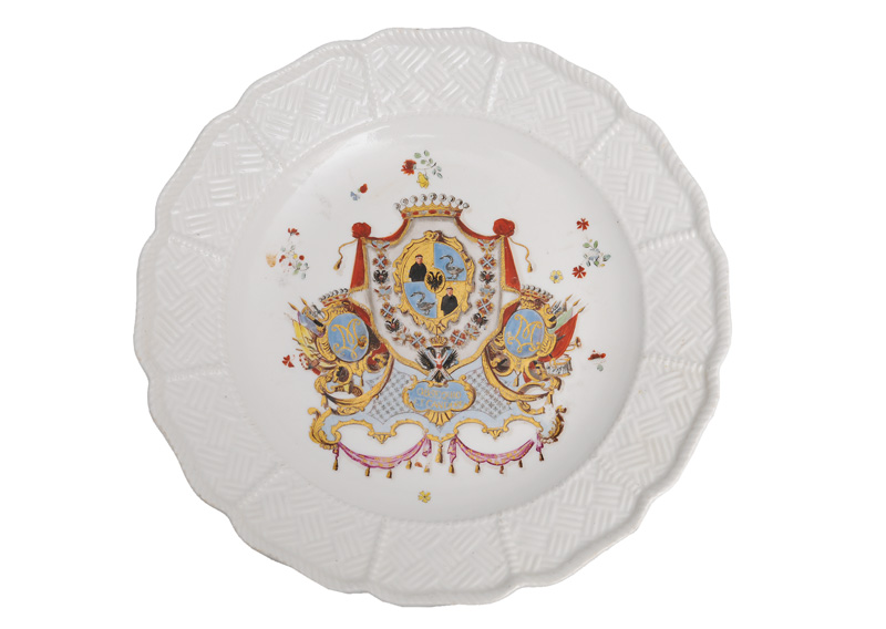 A rare armorial plate from the famous "von Münnich-Service"