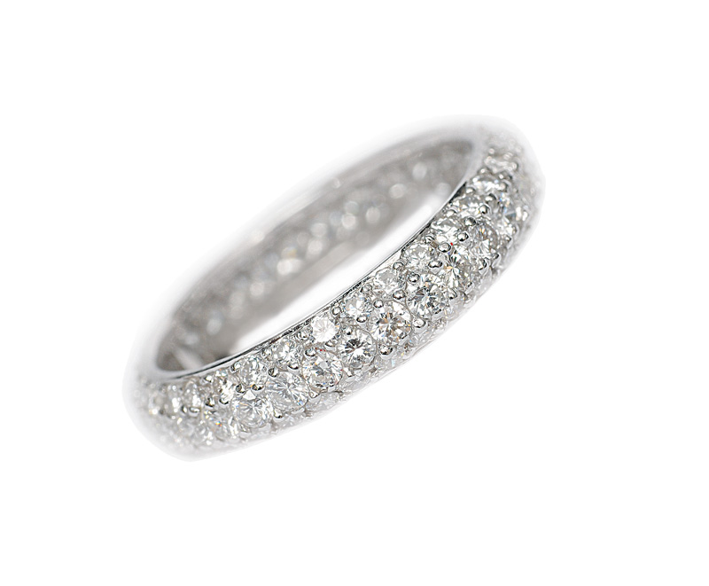 A platinum diamond ring