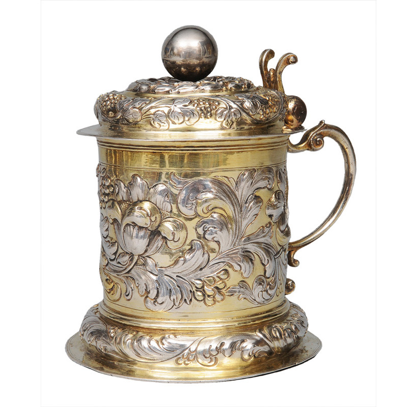 A Baroque tankard with acanthus decor