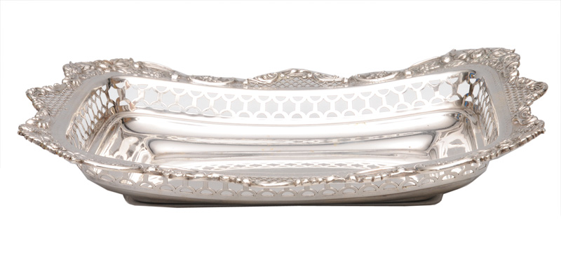 An elegant bowl with open worked rim