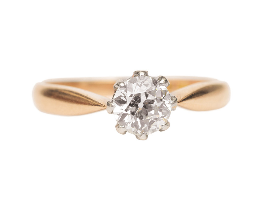 An Art-Nouveau solitaire ring