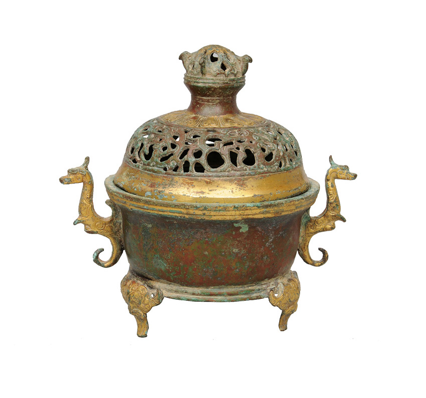 Feiner Bronze-Weihrauchbrenner mit Drachen-Handhaben Feiner Bronze-Weihrauchbrenner mit Drachen-Handhaben