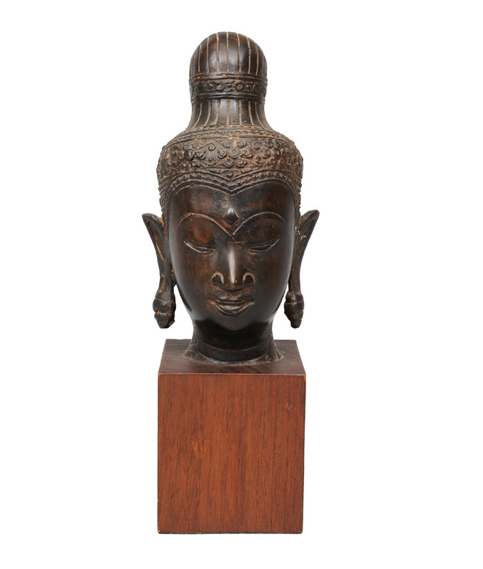 A bronze head "Buddha"