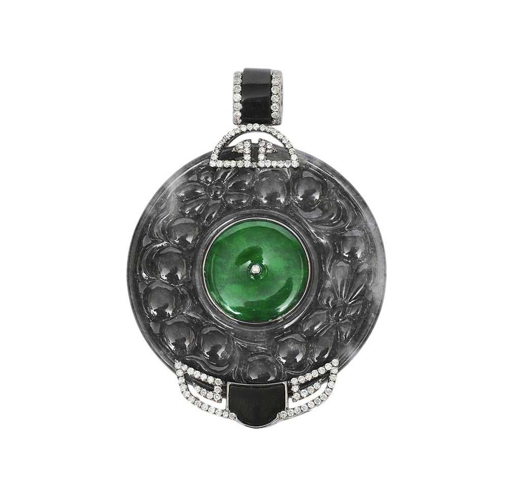 A multicoloured jade pendant with onyx and diamonds in Art-Déco style