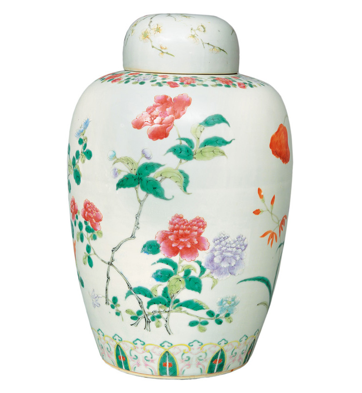 An ovoid vase with flower painting