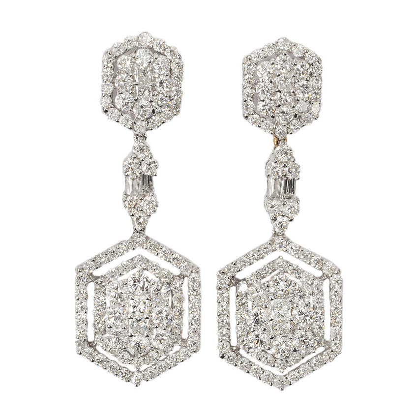 A pair of diamond earpendants