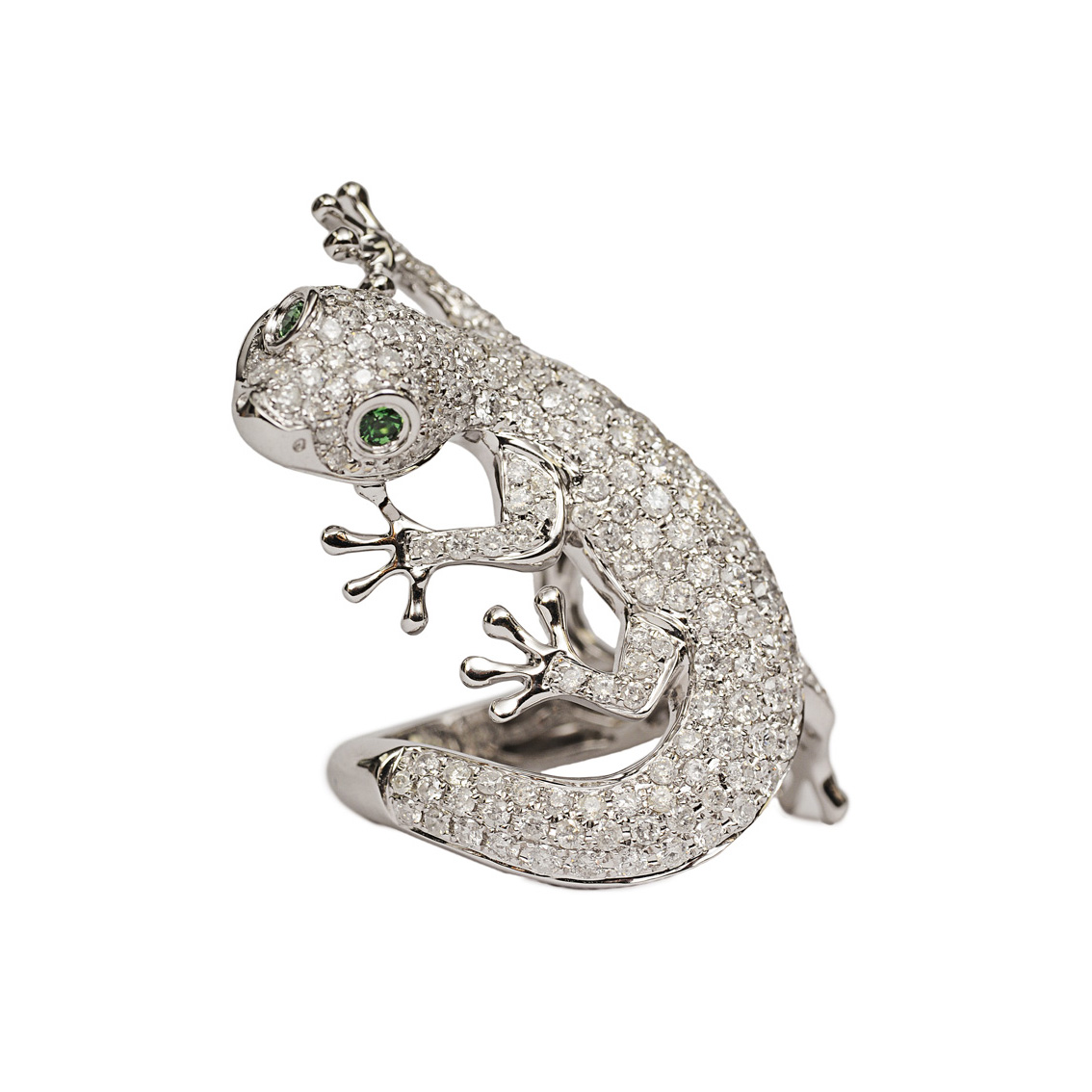 An extraordinary diamond ring "Gecko