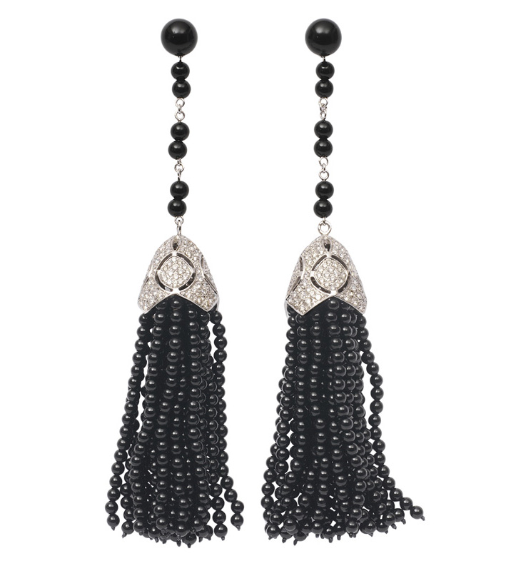 A pair of diamond onyx earpendants in Art-Déco style A pair of diamond onyx earpendants in Art-Déco style