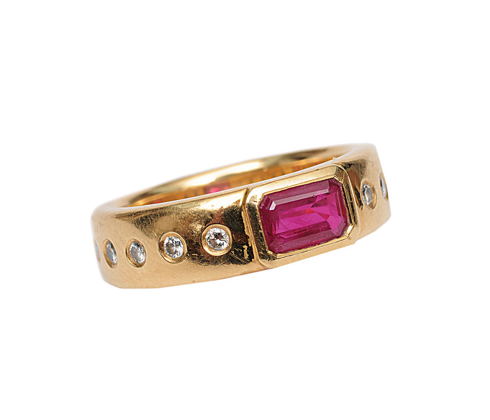 A ruby diamond ring