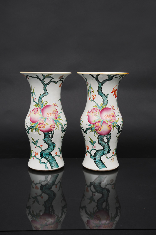 Paar Vasen "GU" mit Granatäpfeln - Bild 2