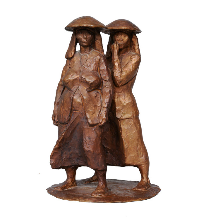 A bronze figure "Rice planters"