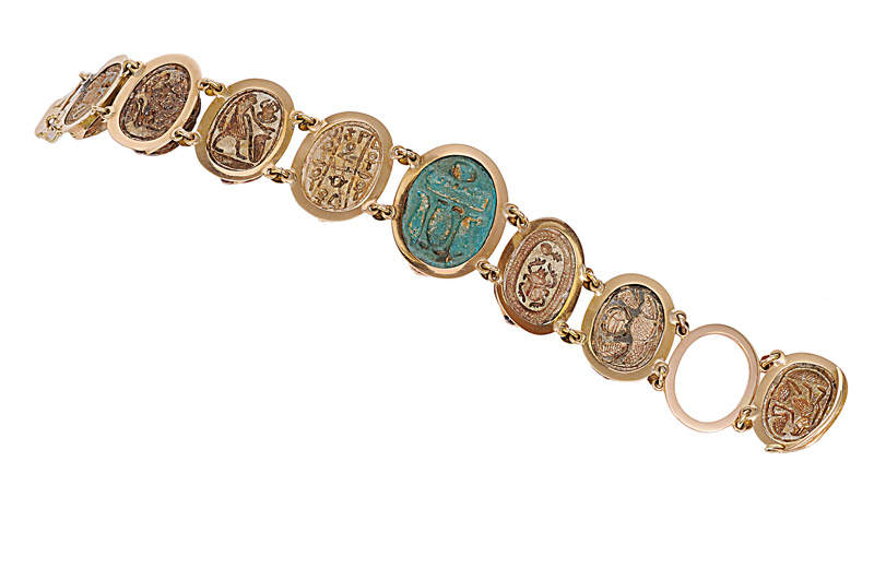 Exzeptionelles Gold-Armband mit antiken Skarabäen - Bild 3