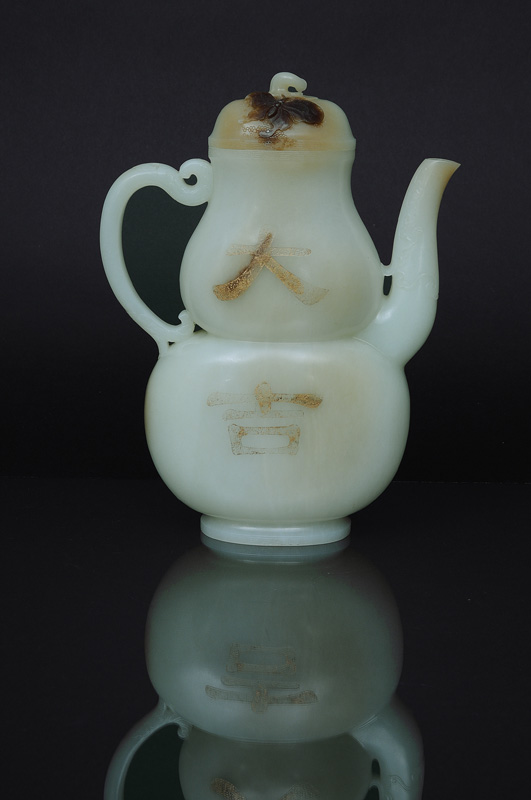A fine and rare white jade "double-gourd" ewer with poem inscription - image 3