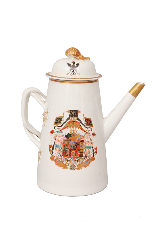An important Chinese export coffee pot with Prussian coat of arms - image 4