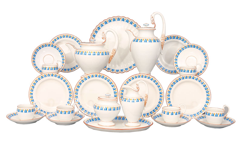 - Seltenes Schwanenhals-Kaffee- und Teeservice mit Tulpenbordüre für 6 Personen Seltenes Schwanenhals-Kaffee- und Teeservice mit Tulpenbordüre für 6 Personen