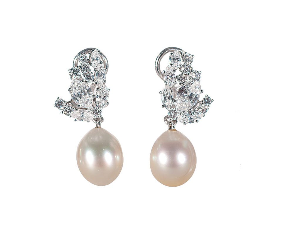 A pair of Southsea pearl diamond earclips