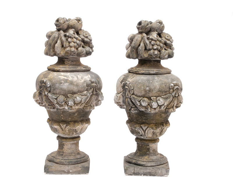 A pair of garden decorations 'Vases in classical style'