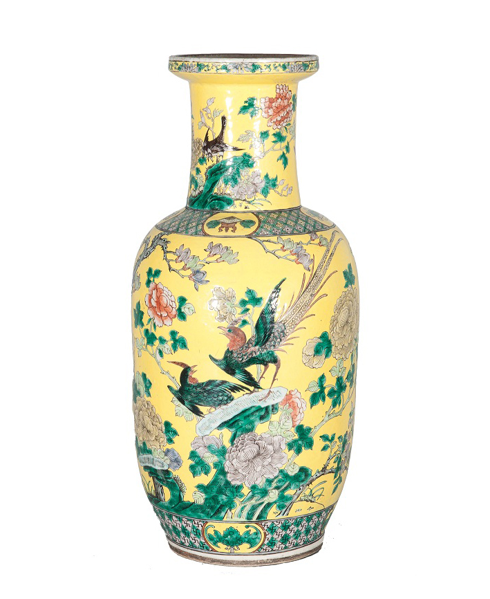 A tall Famille-Verte rouleau vase