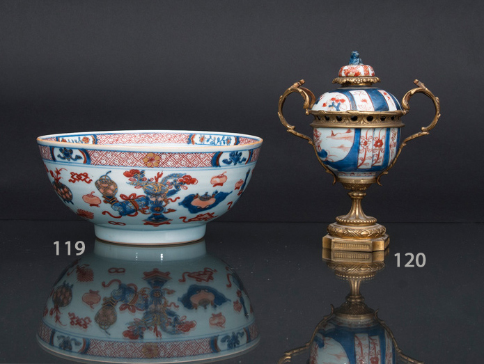 A large Imari bowl with '100 Antiquities'