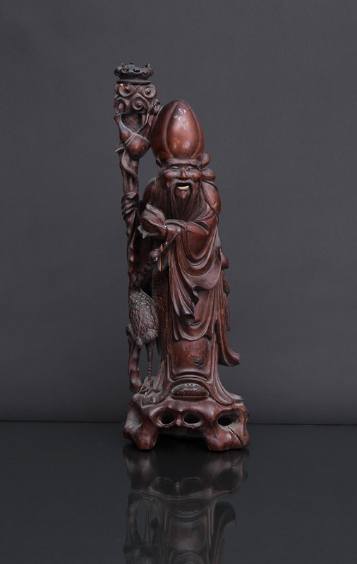 A wooden figure 'Shoulao'