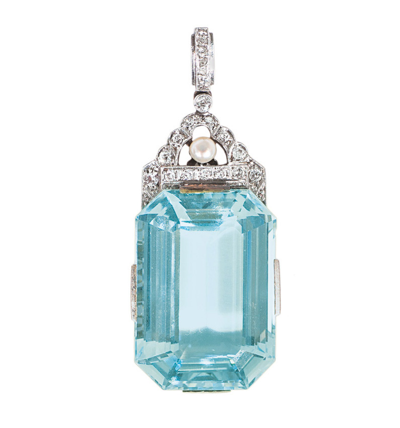 An Art-Déco aquamarine diamond pendant