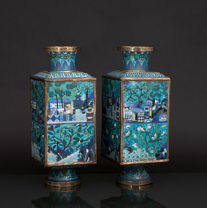 Sehr seltenes Paar großer Cloisonné-Vasen CONG
