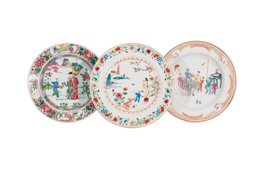 A set of 3 'Famille Rose' plates with figural scenes