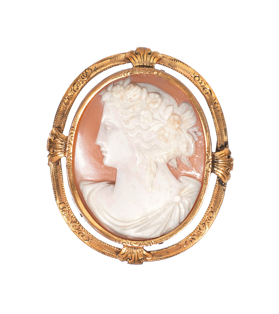 A Biedermeier shell cameo brooch with classical portrait