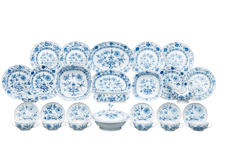 A dinner service 'Blue Onion'