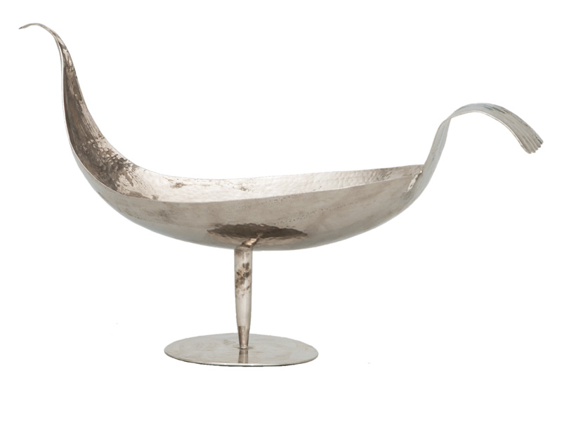 A hammered Art Deco bowl