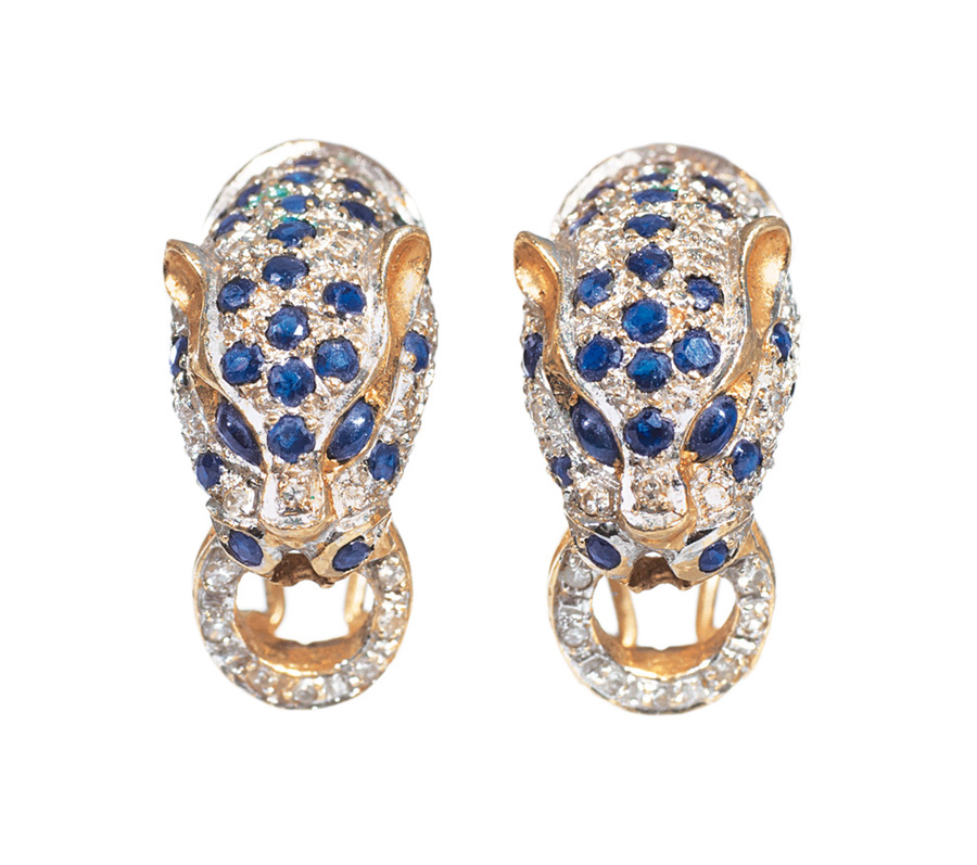 A pair of diamond sapphire earrings 'panther'