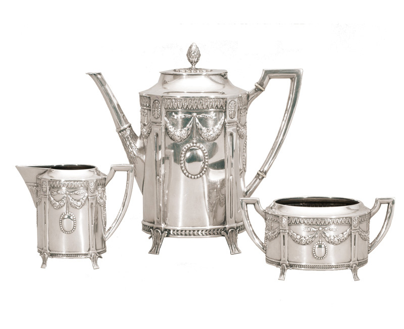 A coffee set in Gustavian style