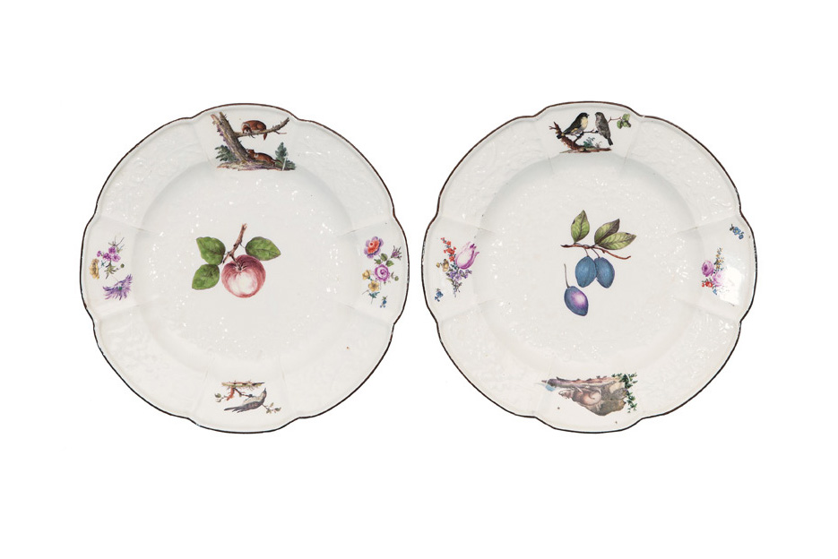 A pair of  'Gotzkowsky' plates with animal paintings