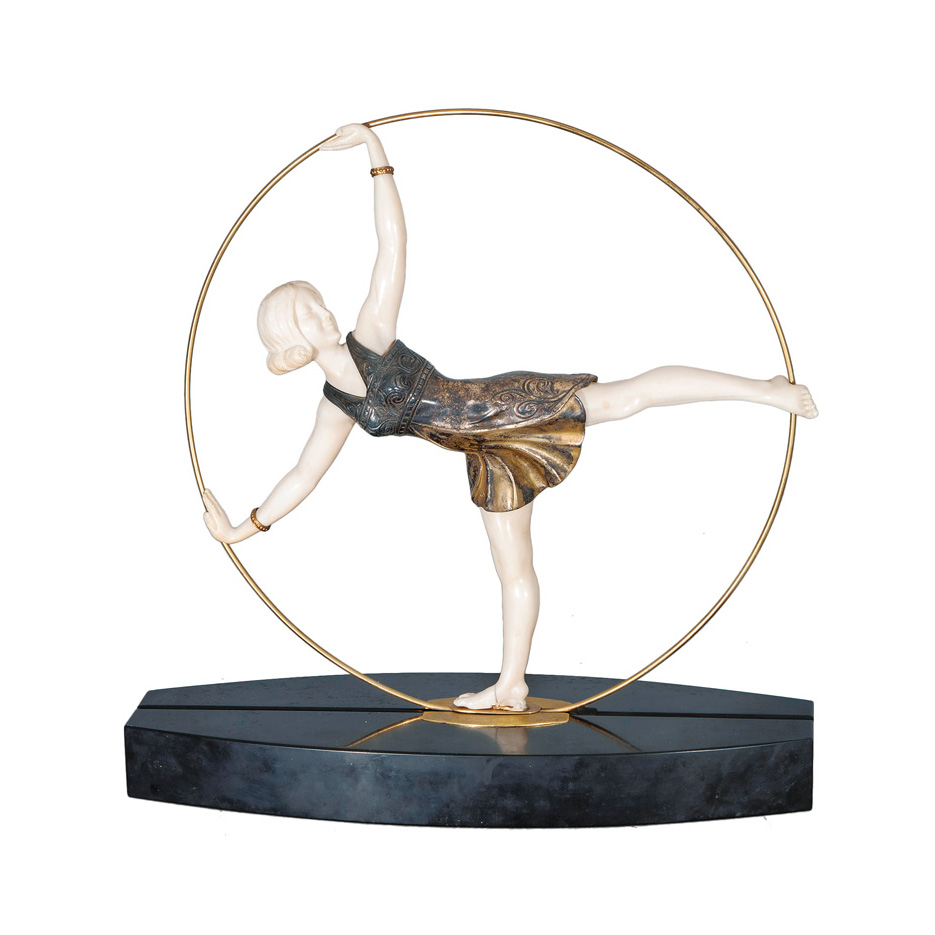 An Art Deco chryselephantine figure 'Dancer with ring' - image 2