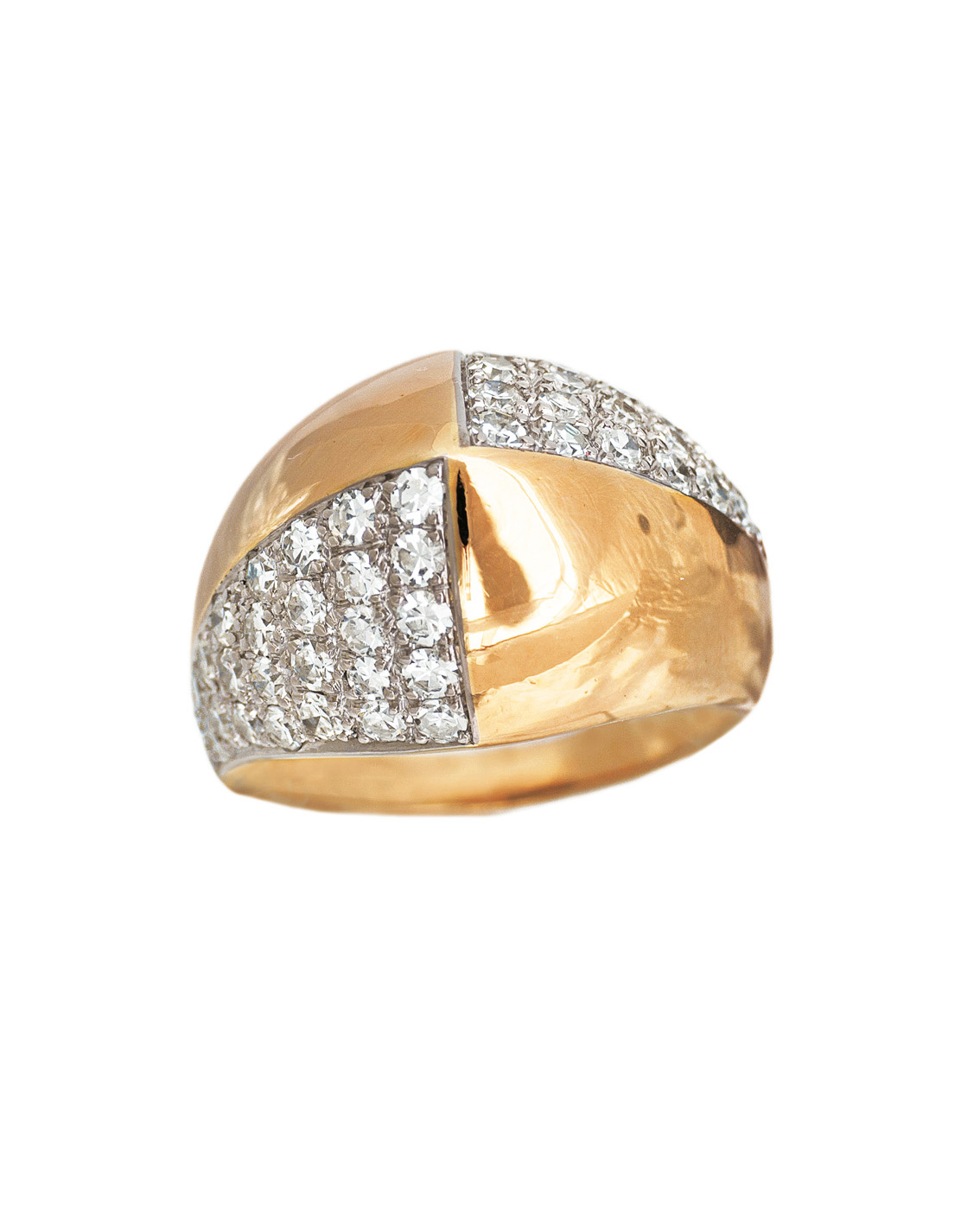 A modern diamond ring by Jeweller Schilling