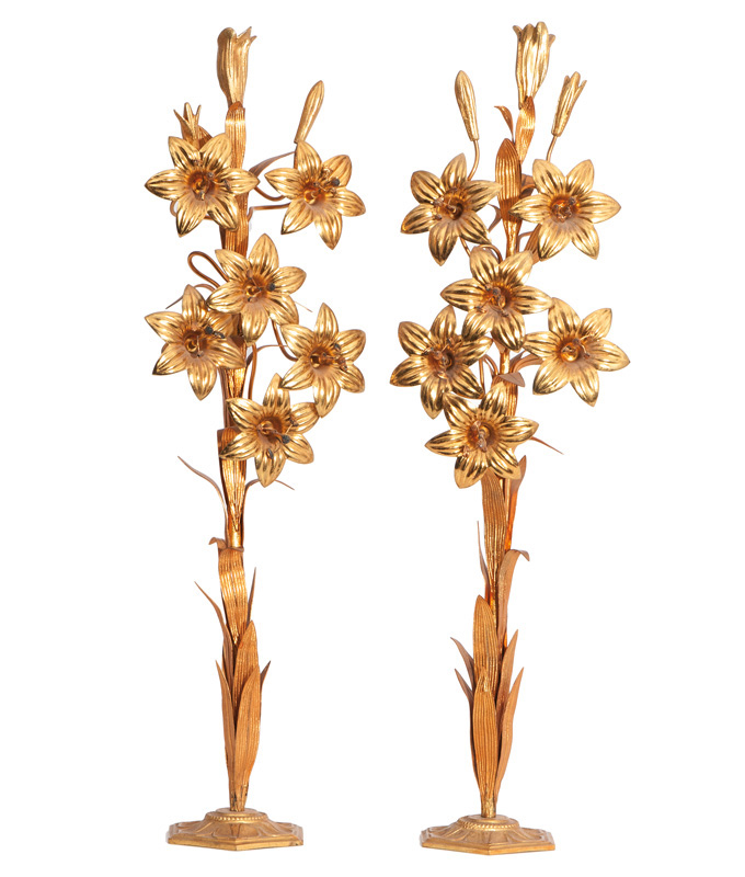 A pair of flower decorations
