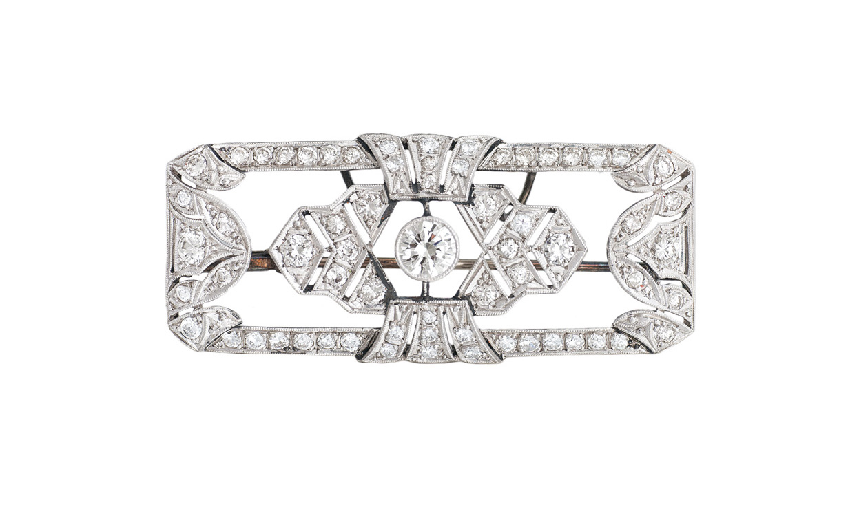 An Art-Déco diamond brooch