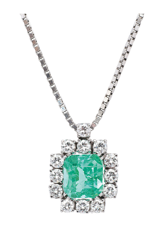 A emerald diamond pendant with necklace - image 2