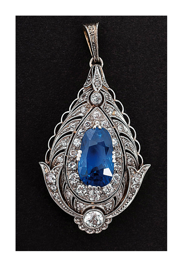 An Art Nouveau sapphire pendant - image 2
