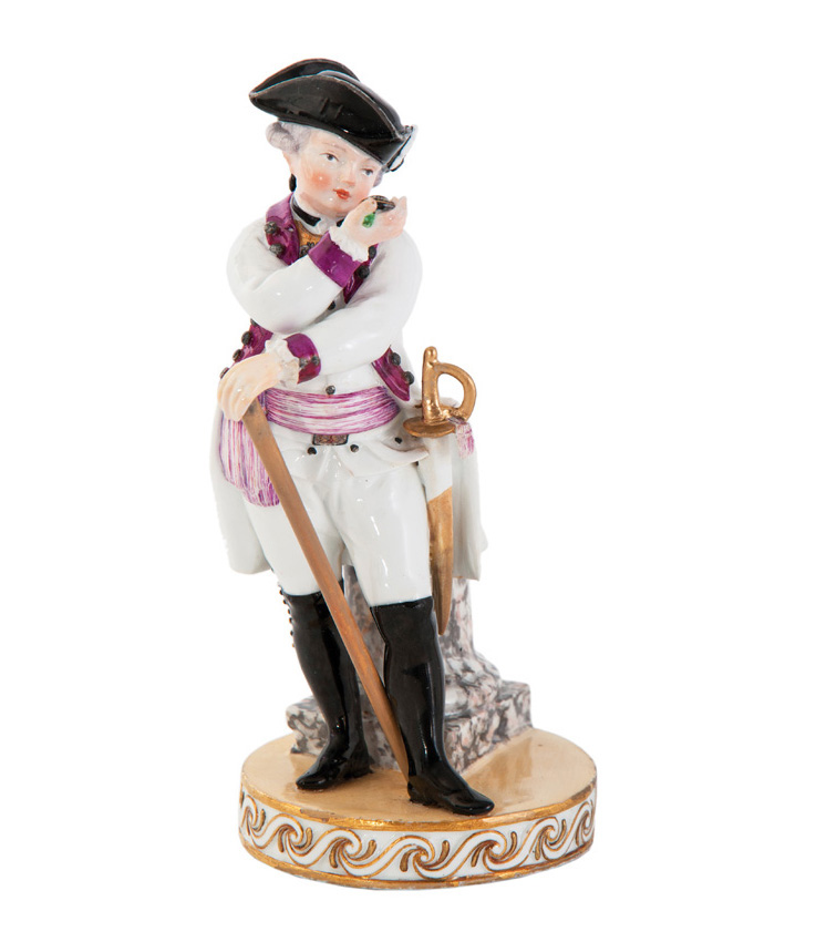 Michel Victor Acier - Figur 'Knabe als Garde-Kürassier' Figur 'Knabe als Garde-Kürassier'